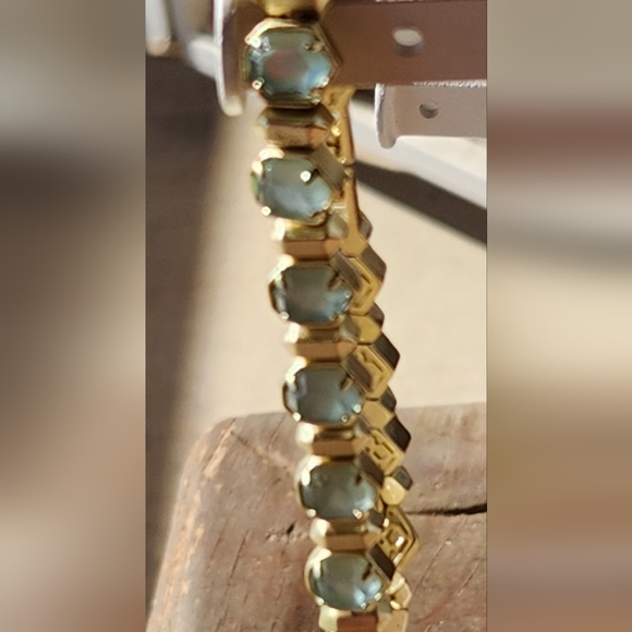 Rare Kendra Scott Bracelet - Picture 6 of 9